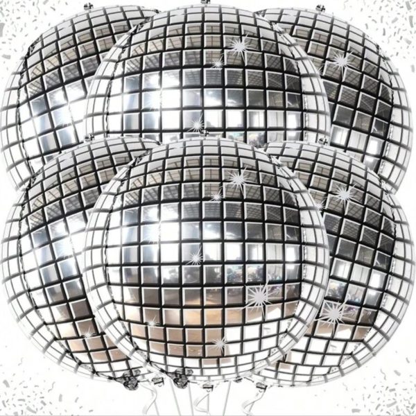 كرات الديسكو الفضية